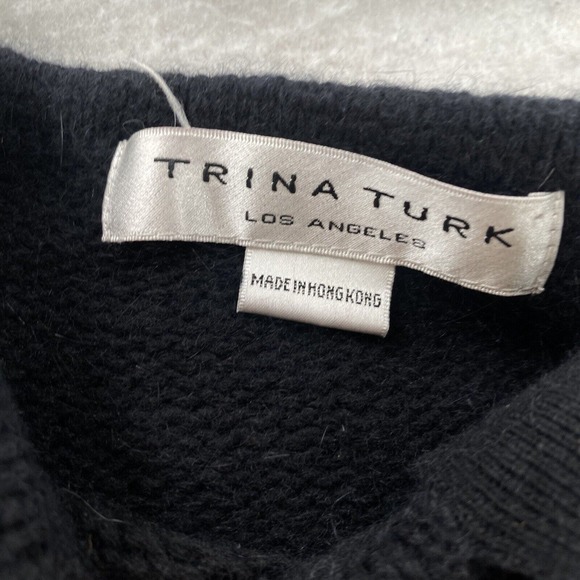 Trina Turk Lambswool Sweater Shrug Poncho Scarf‎ Wrap Soft - Picture 3 of 7